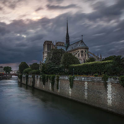 NOTRE DAME DE PARIS